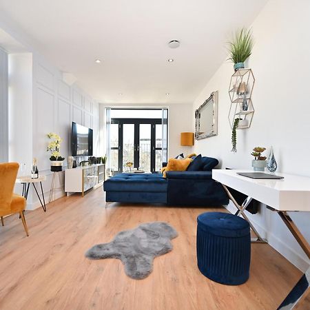 Spacious Designer 2Br Executive Apt, Near Beach & Marina, Central Location ラムズゲート エクステリア 写真