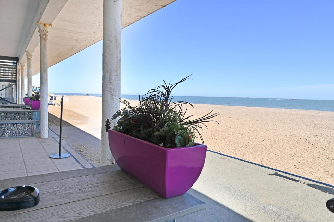 Spacious Designer 2Br Executive Apt, Near Beach & Marina, Central Location ラムズゲート エクステリア 写真