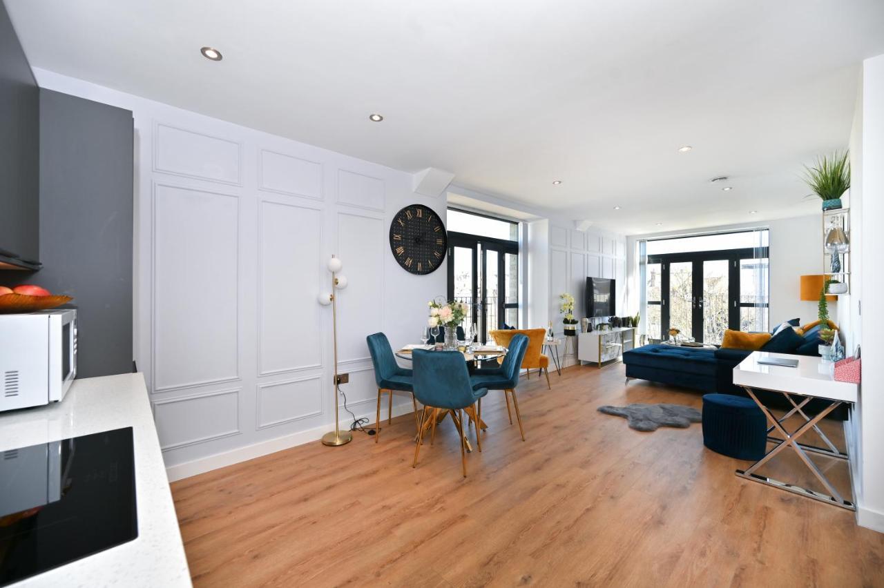 Spacious Designer 2Br Executive Apt, Near Beach & Marina, Central Location ラムズゲート エクステリア 写真