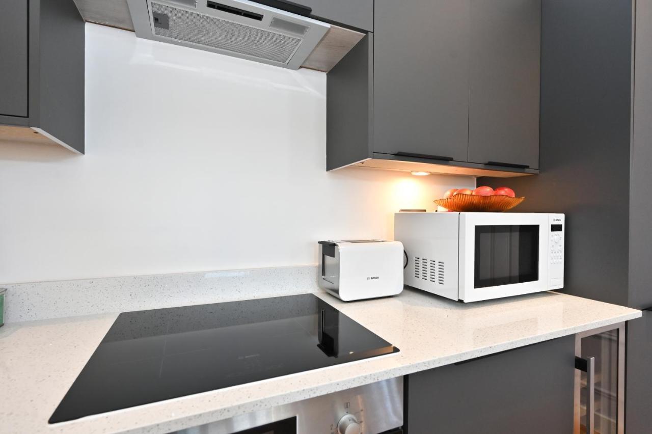 Spacious Designer 2Br Executive Apt, Near Beach & Marina, Central Location ラムズゲート エクステリア 写真