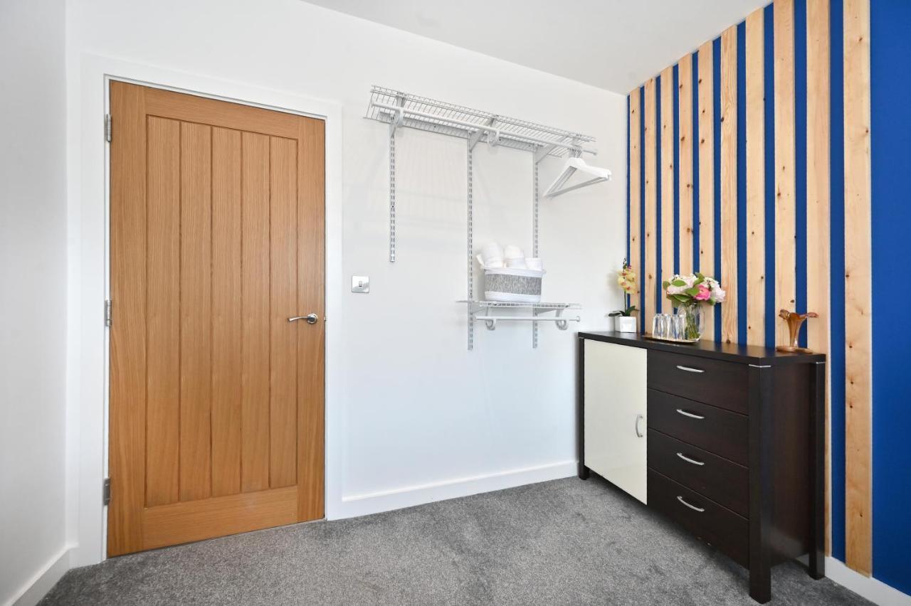 Spacious Designer 2Br Executive Apt, Near Beach & Marina, Central Location ラムズゲート エクステリア 写真