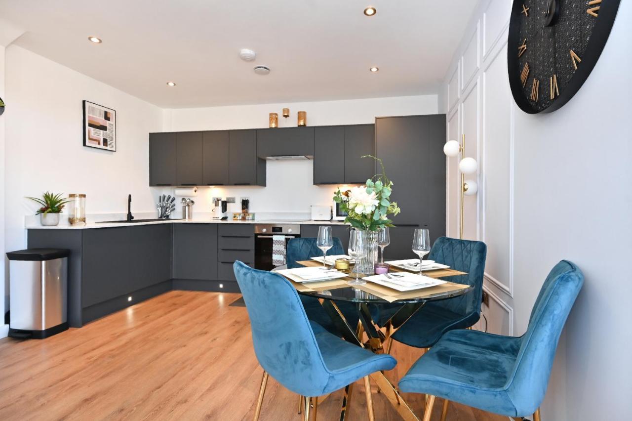 Spacious Designer 2Br Executive Apt, Near Beach & Marina, Central Location ラムズゲート エクステリア 写真